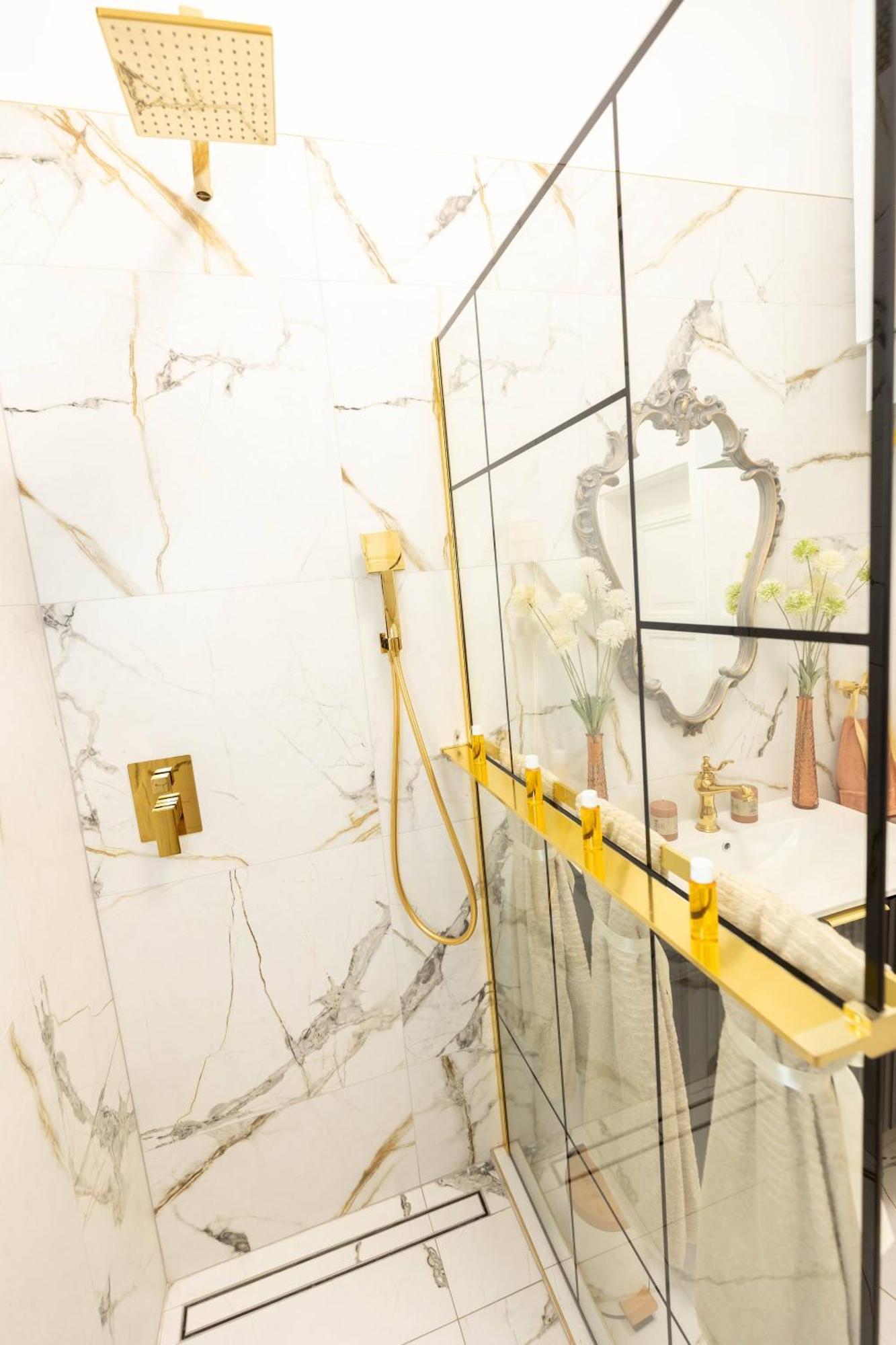 New, Stylish And Spacious Apartment Братислава Екстер'єр фото
