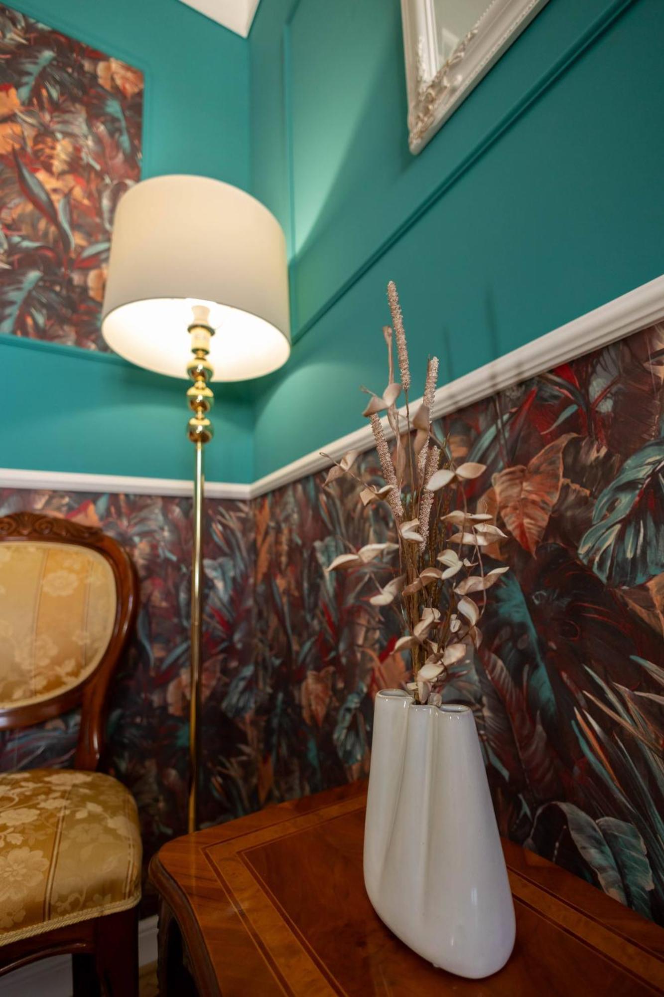 New, Stylish And Spacious Apartment Братислава Екстер'єр фото